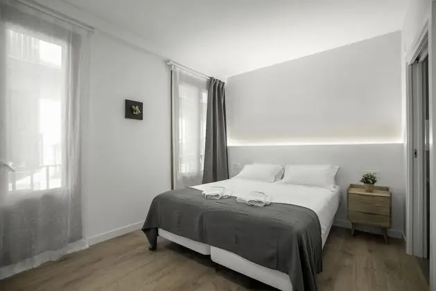 Tek Büyük Yataklı Oda, Balkon (Ugartemendia)
