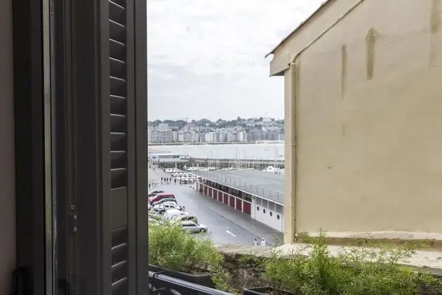 Familiar vistas laterales bahía