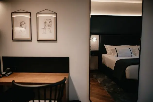 Premium Tek Büyük Yataklı Oda