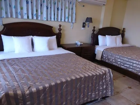 Deluxe Dört Kişilik Oda, Deniz Manzaralı