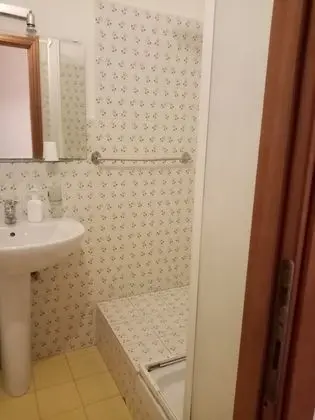 Classic Tek Büyük Yataklı Oda