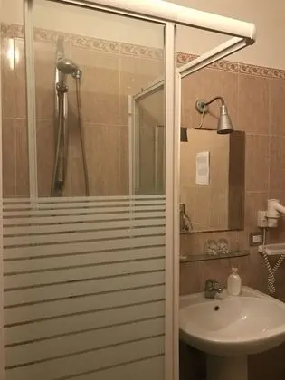 Classic Tek Büyük Yataklı Oda