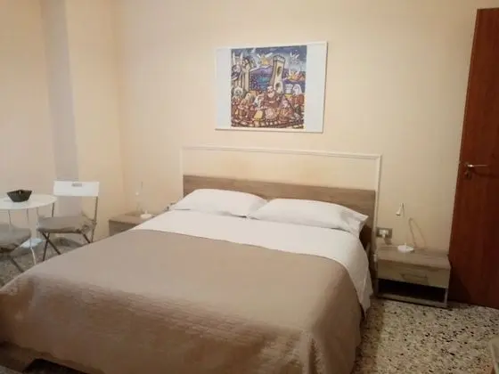 Üç Kişilik Oda