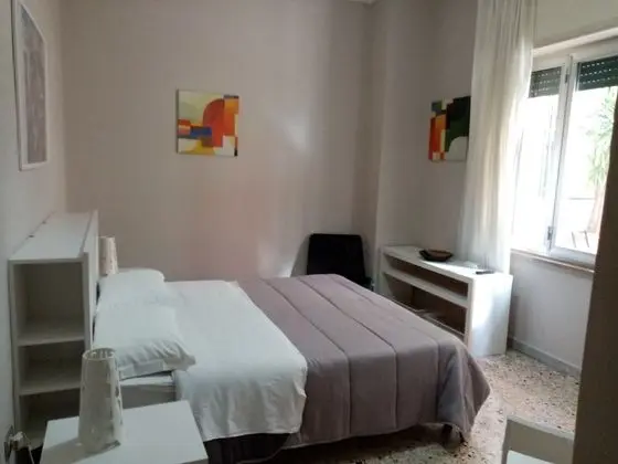 Üç Kişilik Oda