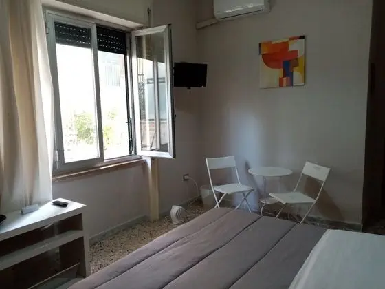 Üç Kişilik Oda
