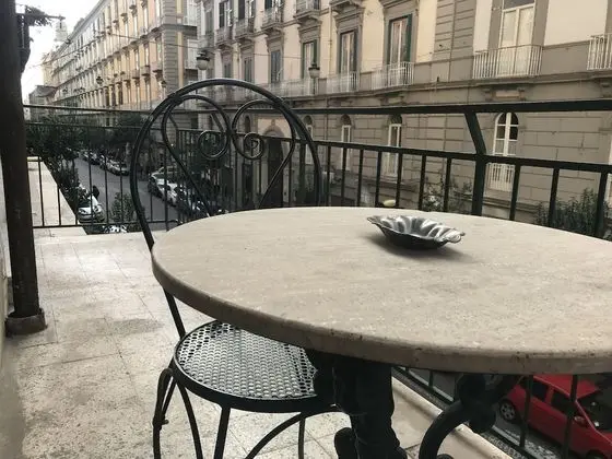 Üç Kişilik Oda