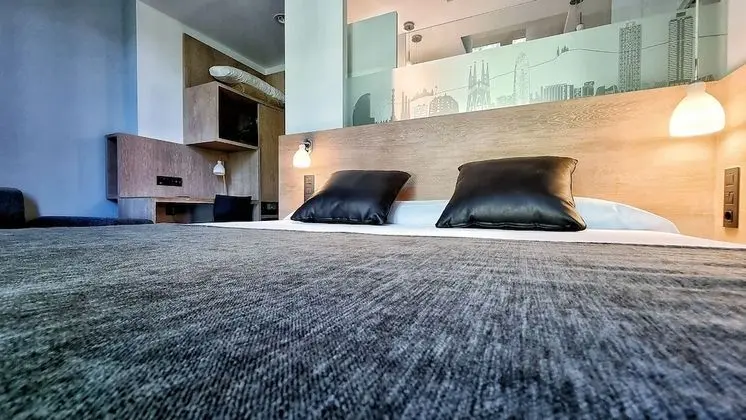 Comfort Tek Büyük Yataklı Oda
