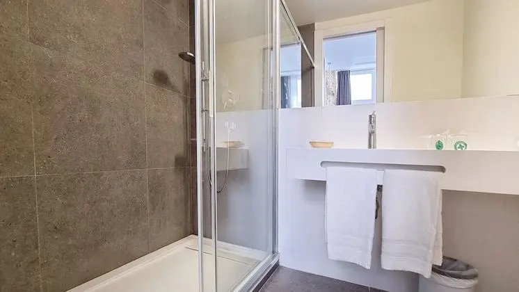Interior Comfort Triple Room