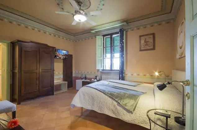 Comfort Tek Büyük veya İki Ayrı Yataklı Oda