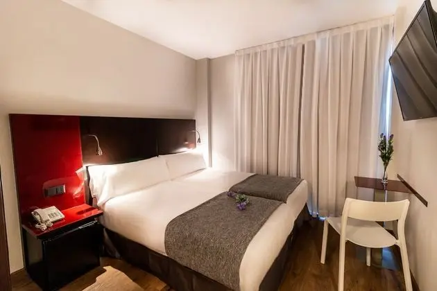 İki Ayrı Yataklı Oda, 2 Tek Kişilik Yatak