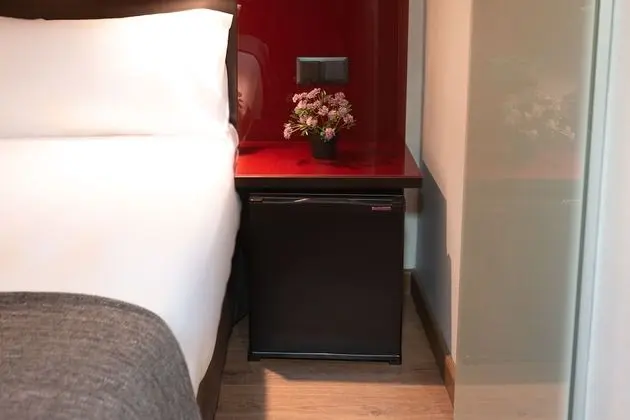 İki Ayrı Yataklı Oda, 2 Tek Kişilik Yatak