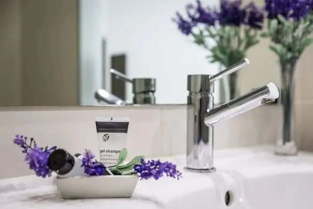 İki Ayrı Yataklı Oda, 2 Tek Kişilik Yatak