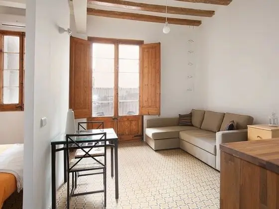 Stüdyo Süit, Balkon