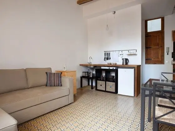 Stüdyo Süit, Balkon