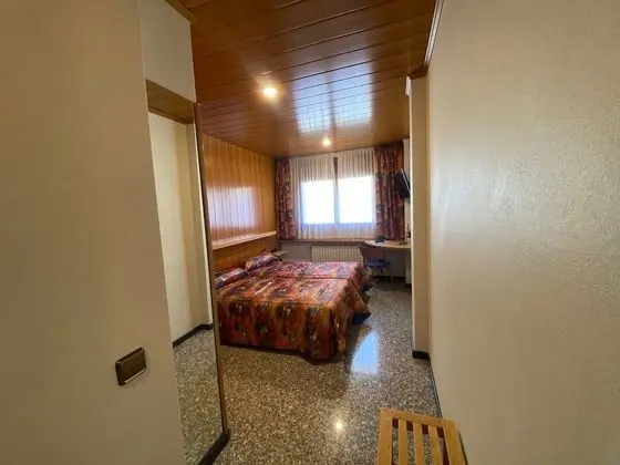 Superior Tek Büyük veya İki Ayrı Yataklı Oda