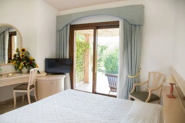 Triple Cottage (2 adults and 1 child)