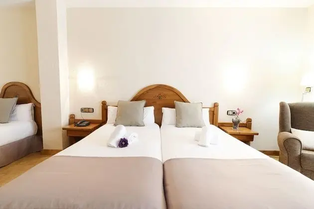 Üç Kişilik Oda (3 Adults)
