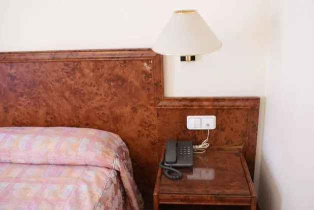 Standard Üç Kişilik Oda