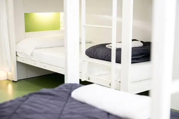 Standard Ortak Ranzalı Oda, Karma Ranzalı Oda, Ortak Banyo (8-People)