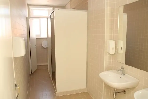 Standard Tek Büyük Yataklı Oda, Ortak Banyo