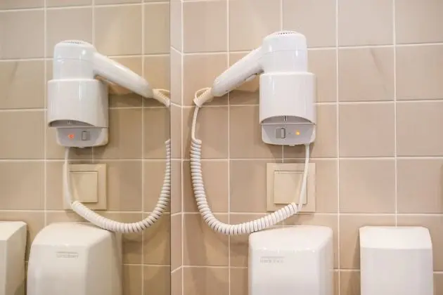 Standard Tek Büyük Yataklı Oda, Ortak Banyo