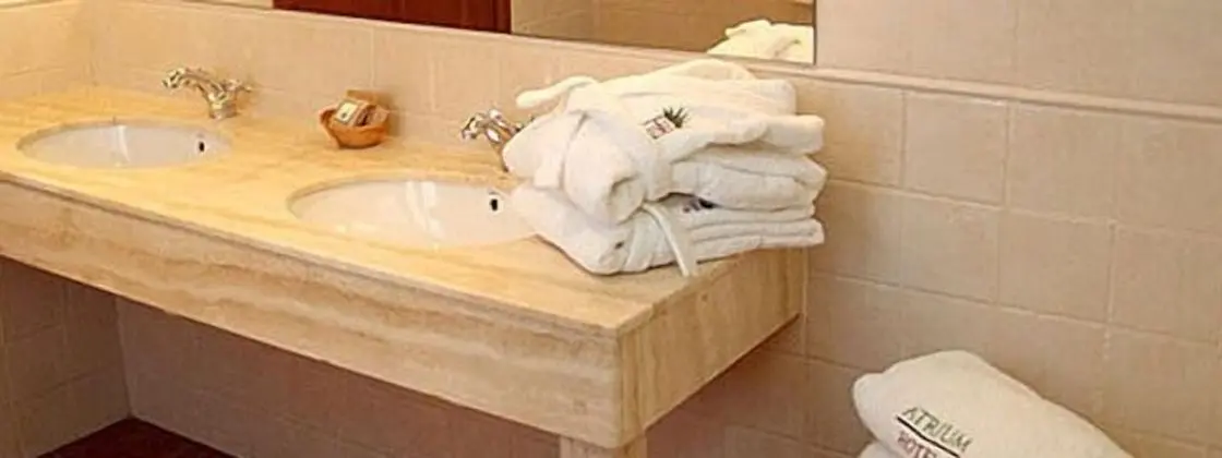 Superior Tek Büyük Yataklı Oda