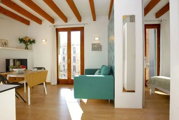 Stüdyo, Balkon