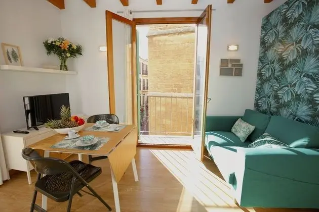 Stüdyo, Balkon