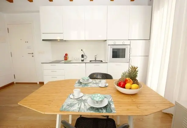 Stüdyo, Balkon