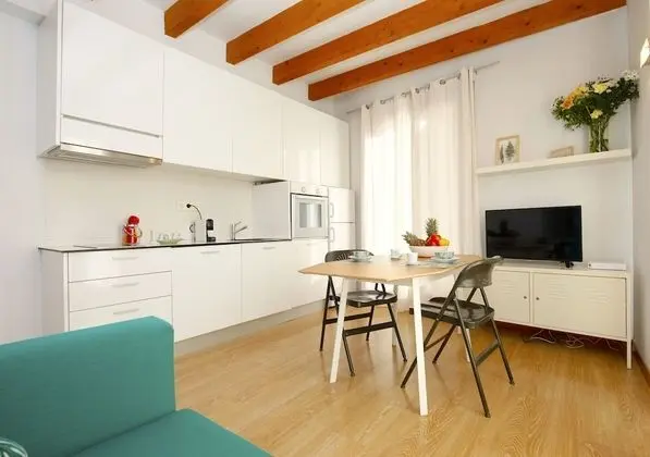 Stüdyo, Balkon