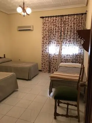 Basic Tek Büyük veya İki Ayrı Yataklı Oda, 2 Tek Kişilik Yatak, Sigara İçilmez