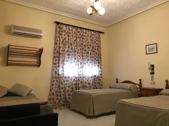 Basic Tek Büyük veya İki Ayrı Yataklı Oda, 2 Tek Kişilik Yatak, Sigara İçilmez