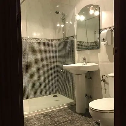 Basic Tek Büyük veya İki Ayrı Yataklı Oda, 2 Tek Kişilik Yatak, Sigara İçilmez