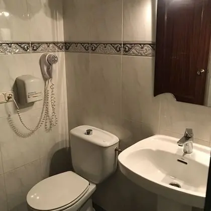 Basic Tek Büyük veya İki Ayrı Yataklı Oda, 2 Tek Kişilik Yatak, Sigara İçilmez