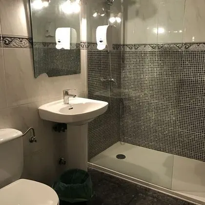 Basic Tek Büyük veya İki Ayrı Yataklı Oda, 2 Tek Kişilik Yatak, Sigara İçilmez