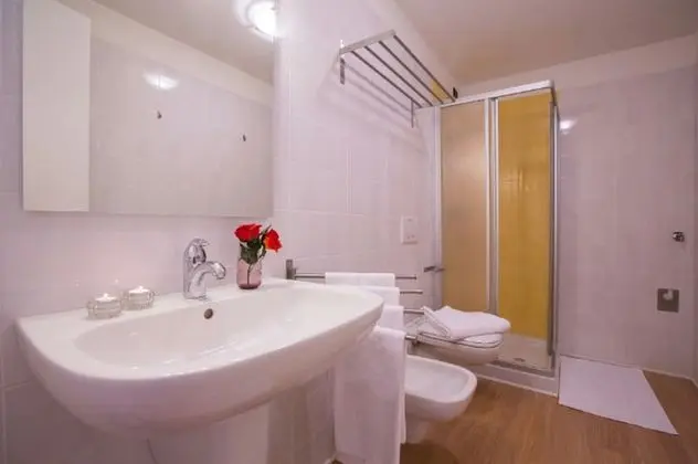 Family Apart Daire, Birden Çok Yatak, 2 Banyolu, Bahçeli (Santa Anna Sole)