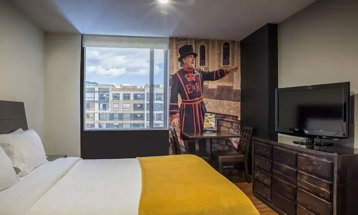 Standard Tek Büyük Yataklı Oda