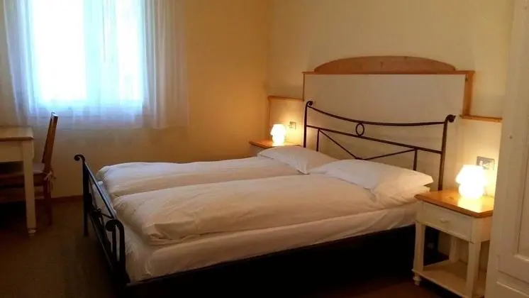 Tek Büyük veya İki Ayrı Yataklı Oda