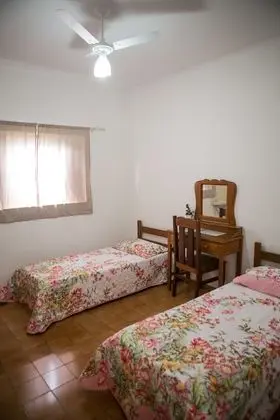 Economy Oda (Bathroom in hallway Shared)