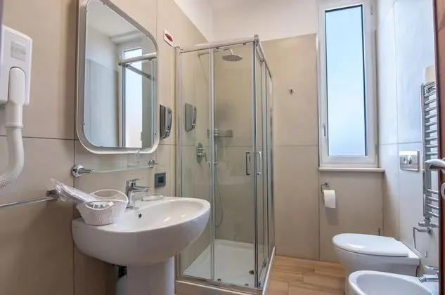 Deluxe Üç Kişilik Oda, Deniz Manzaralı (Giuliana)