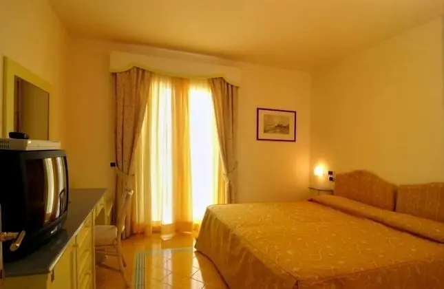 Tek Büyük Yataklı Oda, Balkon