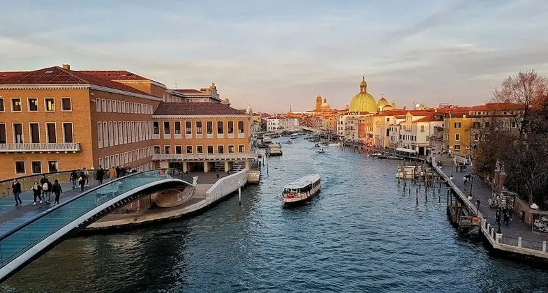 Süit, Kanal Manzaralı (Grand Canal)