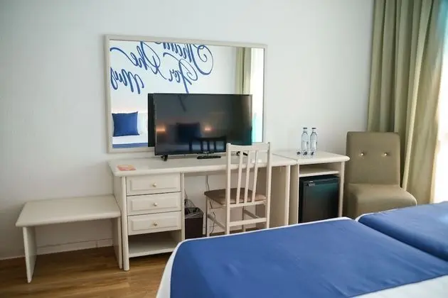 Deluxe Tek Büyük Yataklı Oda, Balkon (2 adults)