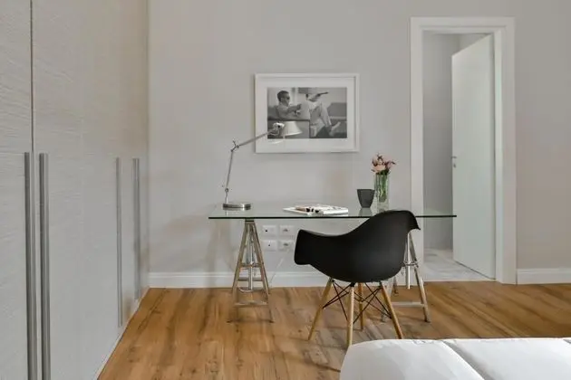 Apart Daire, 6 Yatak Odası