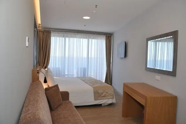 Superior Tek Büyük Yataklı Oda, Balkon, Deniz Manzaralı