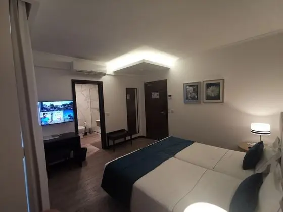 Superior Tek Büyük veya İki Ayrı Yataklı Oda