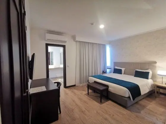 Superior Tek Büyük veya İki Ayrı Yataklı Oda