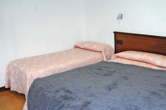 Üç Kişilik Oda