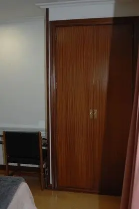 Üç Kişilik Oda