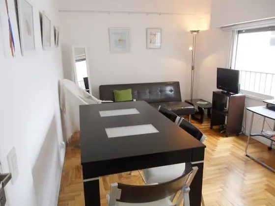 Basic Apart Daire, 1 Çift Kişilik Yatak ve Çekyat, Sigara İçilmez